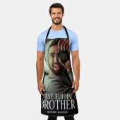 最高のFlippinのブラザー写真 | 名前エプロン エプロン (着用した状態)