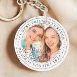 最高のFriends Forever BFFシンプル写真モダン キーホルダー<br><div class="desc">セリフシンプルデザインで構成され、クラシックタイポグラフィを追加したカスタム。「Friends Forever」最高のは、お友達の写真を丸く囲む</div>