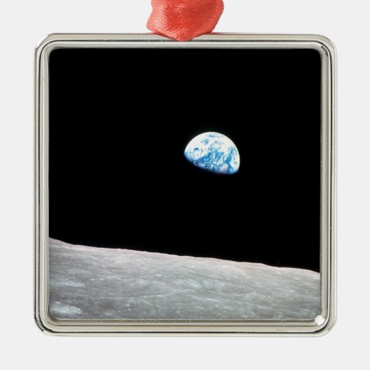 月からの地球の出の宇宙写真 メタルオーナメント (正面)