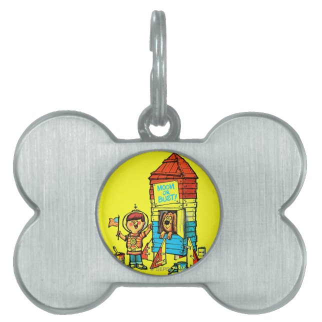 月かバストか！ ペットネームタグ (正面)