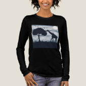 月がキリンにささやく時 トライブレンドＴシャツ (正面)