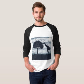 月がキリンにささやく時 Tシャツ (正面フル)