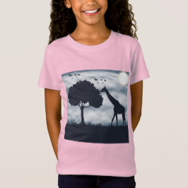 月がキリンにささやく時 Tシャツ