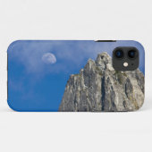 月が雲の間から昇り輝く Case-Mate iPhoneケース (裏面(横))