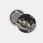 月でビールを楽しむ宇宙飛行士 マグネット (正面/裏面)