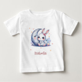 月で座っているかわいいウサギ ベビーTシャツ