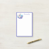 月で眠るかわいいベビーユニコーンをパーソナライズ ポストイット (デスク上)