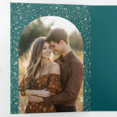 月と星のアーチ天空ティール（緑がかった色）結婚の写真 三つ折り招待状 (内部最初)