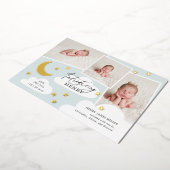 月と星フォトコラージュ青の誕生のお知らせ 箔招待状 (回転した状態)