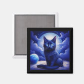 月と白い雲の前でポーズをとる黒猫 マグネット (正面/裏面)