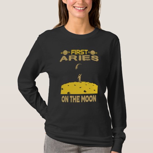 月にある牡羊座 Tシャツ (正面)