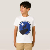 月に向かって吠える吠える狼 Tシャツ (正面フル)