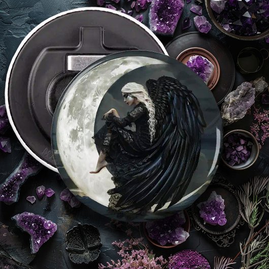 月に座るゴシック様式の天使 栓抜き