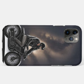 月に照らされた空の下に乗るバイク乗り Case-Mate iPhoneケース (裏面(横))