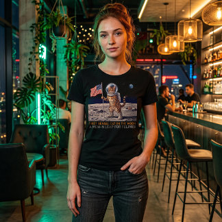 月に立つ最初のベンガル猫 - レトロ宇宙ネコ Tシャツ