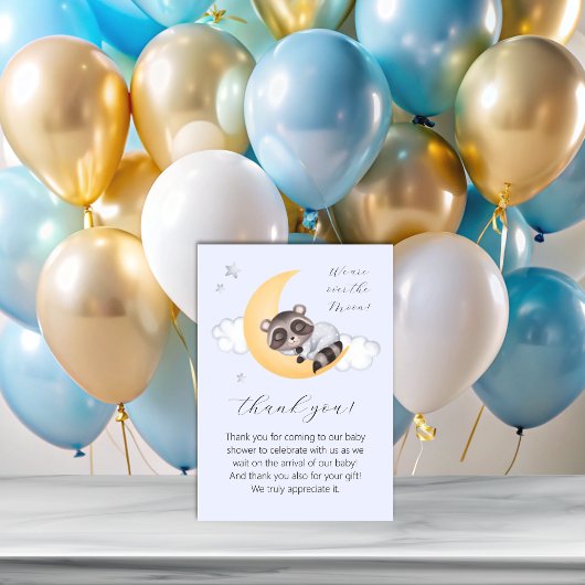 月のアライグマ男の子の赤ちゃんシャワーを夢見る サンキューカード