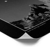 月のアーチ越しモノクロ ポスター (角)