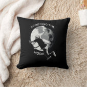 月のスクート – スタントスクーター クッション (ブランケット)