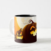 月のポスターナプキンの下のハロウィーンのカボチャ ツートーンマグカップ (正面左)