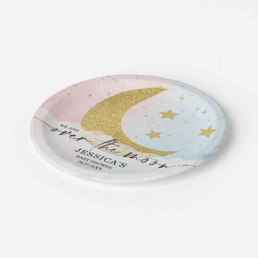 月の上でジェンダーが赤ちゃんシャワーのプレートを明らかにする ペーパープレート (アングル)