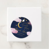 月の上でピンクの赤ちゃんシャワー フェイバータグ (インサイチュ)