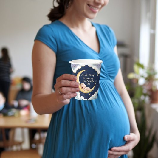 月の上でベビーの天をテーマにした赤ちゃんシャワー 紙コップ