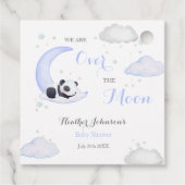 月の上で男の子パンダのベビーシャワー フェイバータグ (裏面)