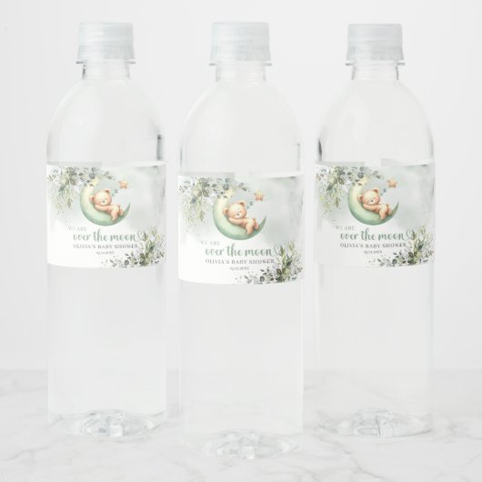 月の上で眠っている緑のユーカリのテディベア ペットボトルラベル (ボトル)