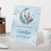 月の上で行われるキャンディゲームのテディベア 台座サイン (インサイチュ)