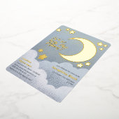 月の上で赤ん坊が青い空の月と星をシャワー 箔招待状 (回転した状態)