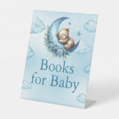 月の上にベビーテディベアのための本 台座サイン (正面)