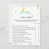 月の上のテーマ|ベビーシャワーゲームの上または下 招待状 (正面)