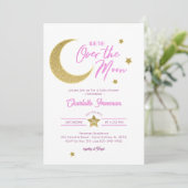 月の上のピンク&金ゴールドベビーガールシャワー 招待状 (スタンド正面)