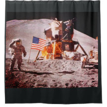 月の上の男たち！