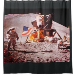 月の上の男たち！ シャワーカーテン