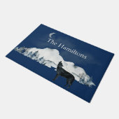 月の下の孤独な狼パーソナライズされた ドアマット (アングル)