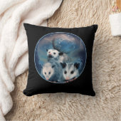 月の下の3つのオポサム3ポサムと死んだ月C クッション (ブランケット)