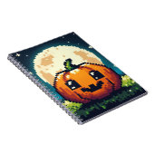 月の下の8ビットハロウィンカボチャ ノートブック (右側)