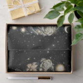 月の光の下で水晶を持つ手 薄葉紙 (ギフト)