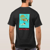 月の前飛んでいるに3羽のサラス Tシャツ (裏面)