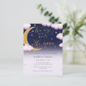 月の少女の赤ちゃんシャワーを浴びるかわいい インビテーションポストカード (スタンド正面)