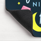 月の星とピンクの本を一晩中読む マウスパッド (コーナー)