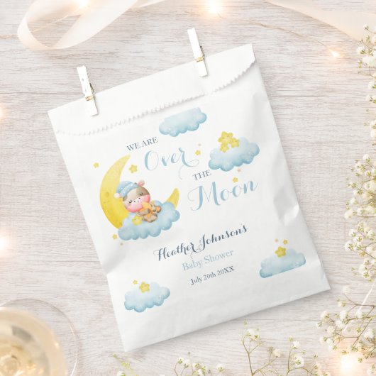 月の男の子の牛の赤ん坊のシャワーの上 フェイバーバッグ (クリップ留めされた状態)