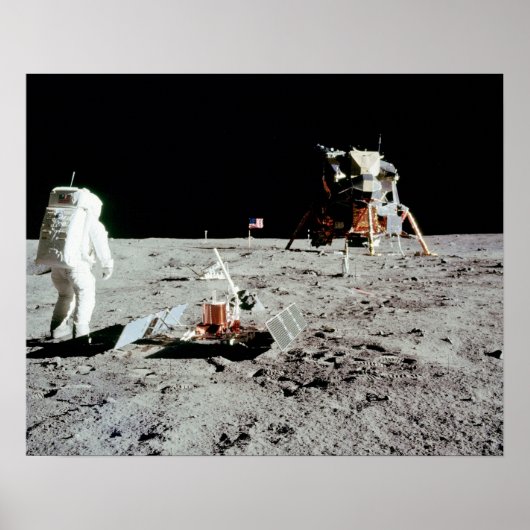 月の男 ポスター (正面)