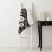 月の花とスフィンクスの蛾2 シェルパブランケット (インサイチュ)