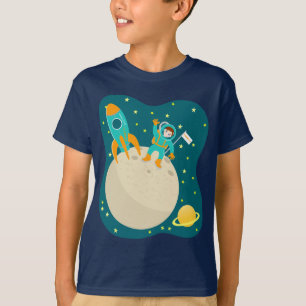 月の誕生日パーティーの宇宙飛行士の子ども Tシャツ