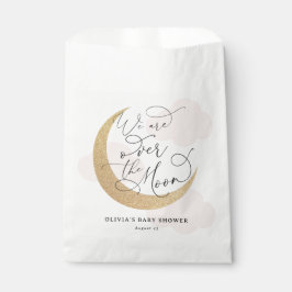 月の赤ちゃんシャワーでピンク フェイバーバッグ