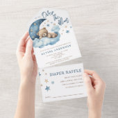 月の赤ちゃんシャワーの上にテディベア青 オールインワン招待状 (貼ってはがせる)
