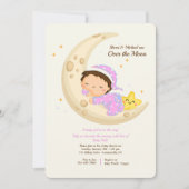 月の赤ちゃんシャワーを浴びる赤ちゃん女の子 招待状 (正面)
