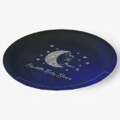 月の赤ん坊のシャワーの上で ペーパープレート (アングル)